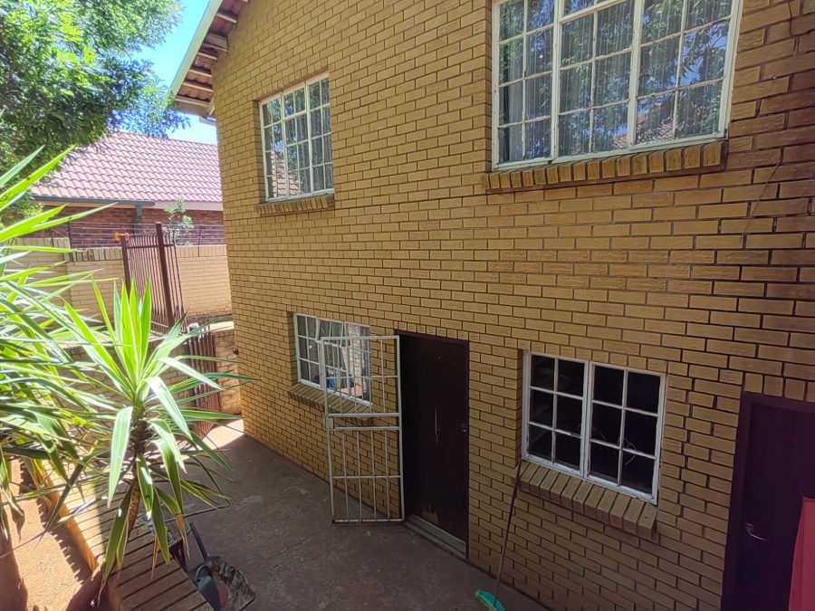 4 Bedroom Property for Sale in Parys Free State
